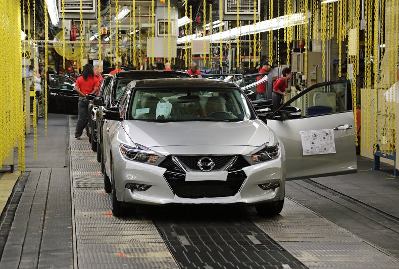 Producción de la planta Nissan Maxima 2016