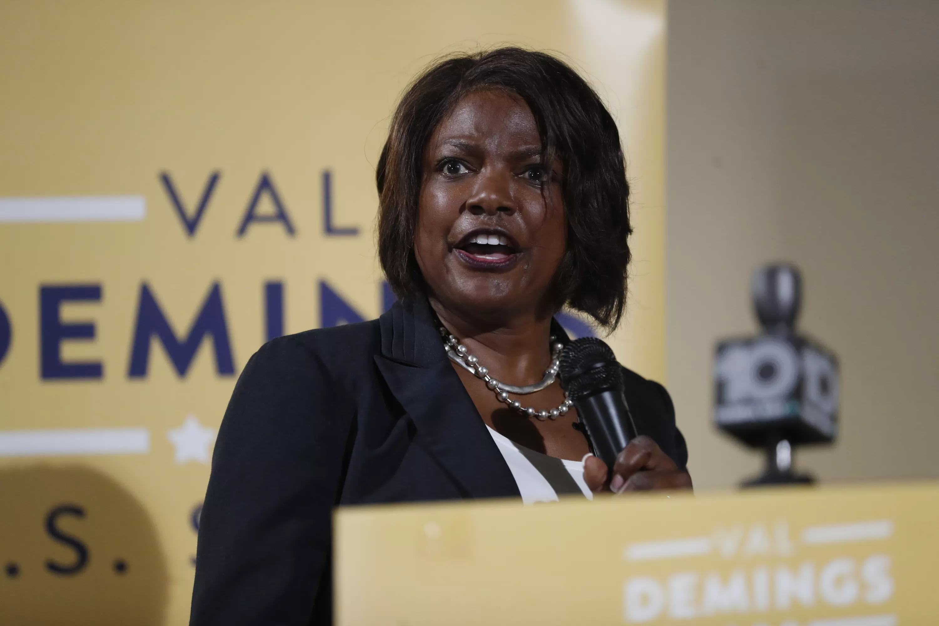 Marco Rubio Chances of Losing to Val Demings With 3 Months to Midterm: Poll - Vimarsana News