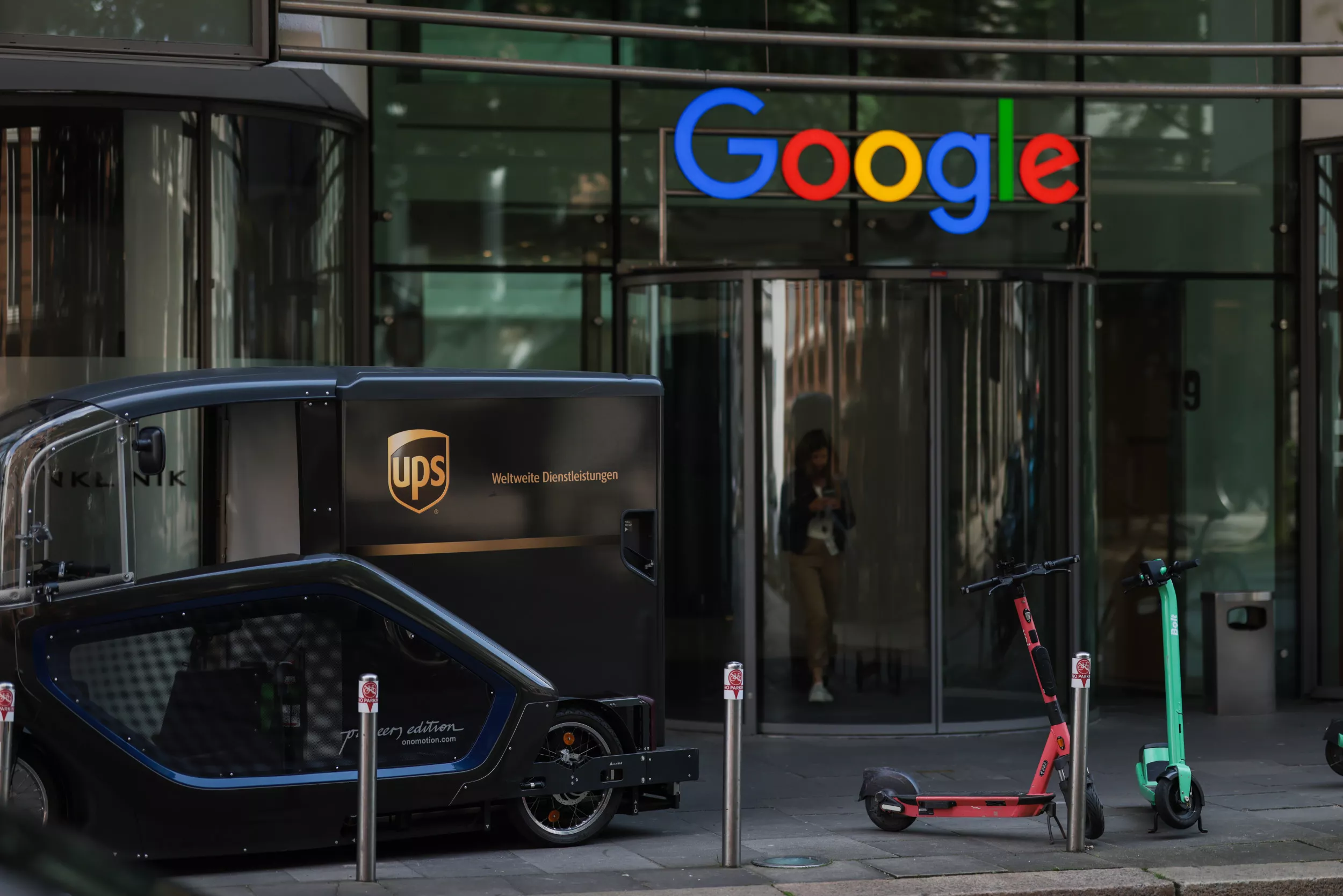 Brief Google Search Outage Sends Internet Into State of Panic - Vimarsana News
