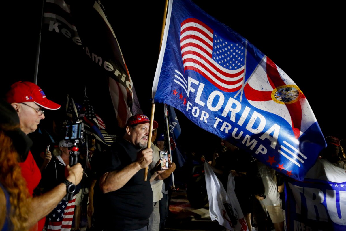 A "Florida For Trump" flag outside Mar-a-Lago