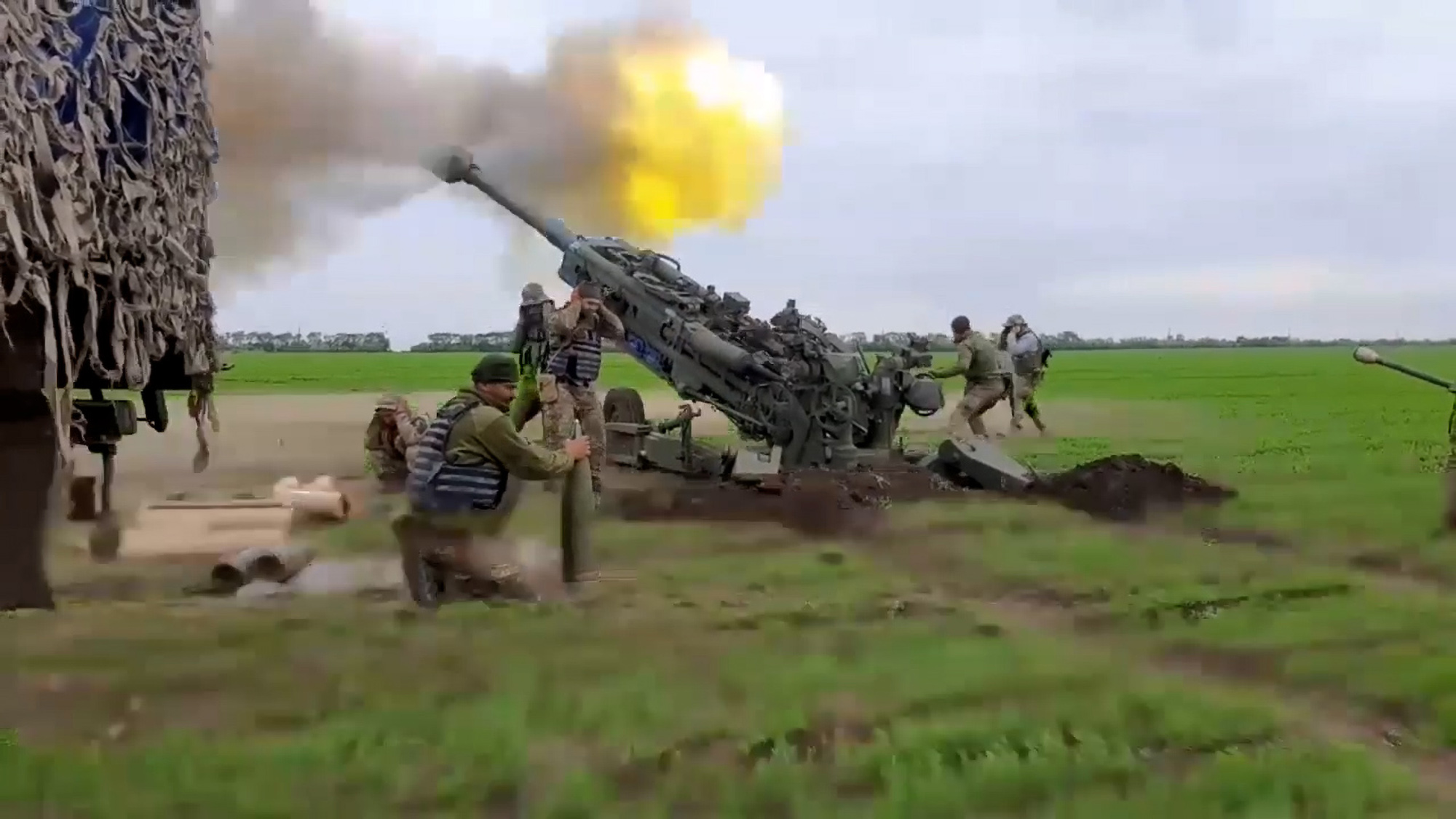 Ukrainian Marines Say Artillery Pounds Russian Positions