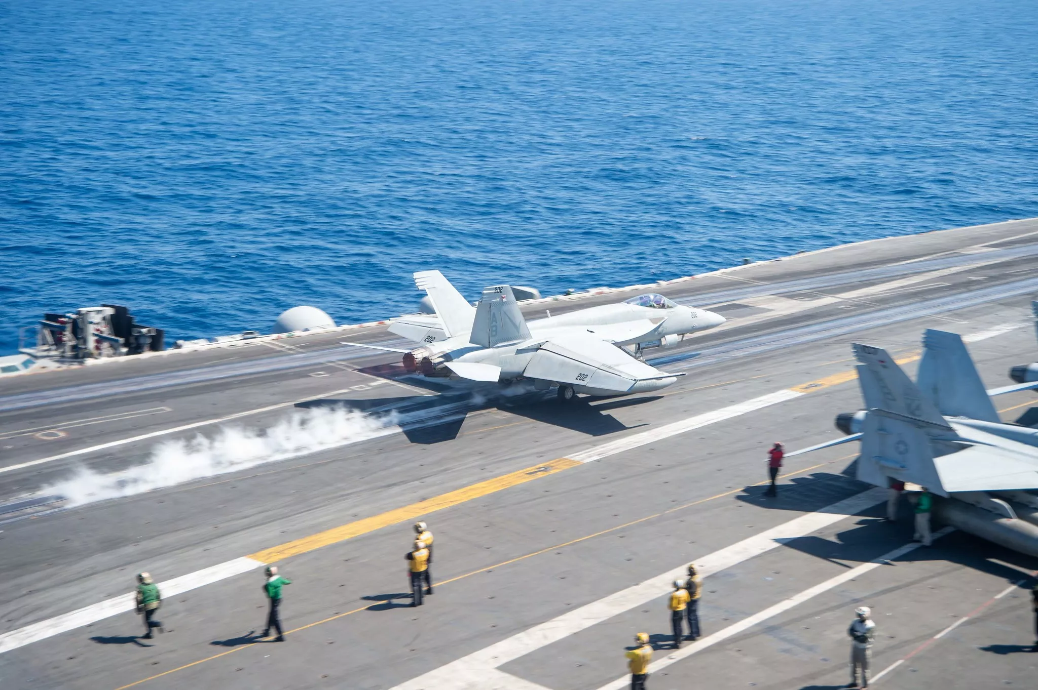 U.S. Navy Salvages Fighter Jet Blown into Sea - Vimarsana News