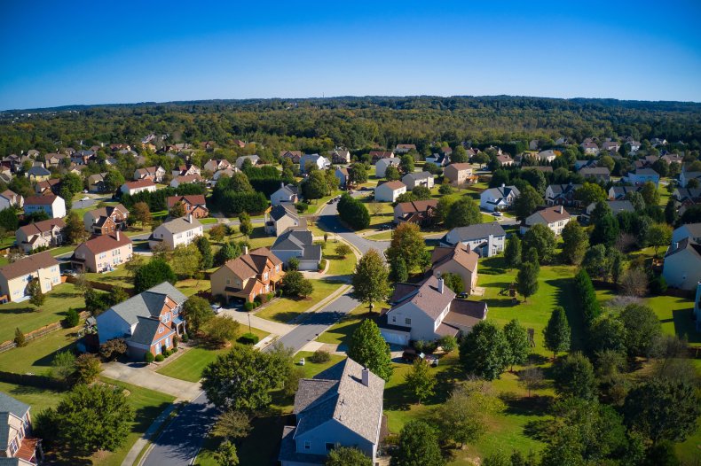 Homebuyer receives entire neighborhood in mistake
