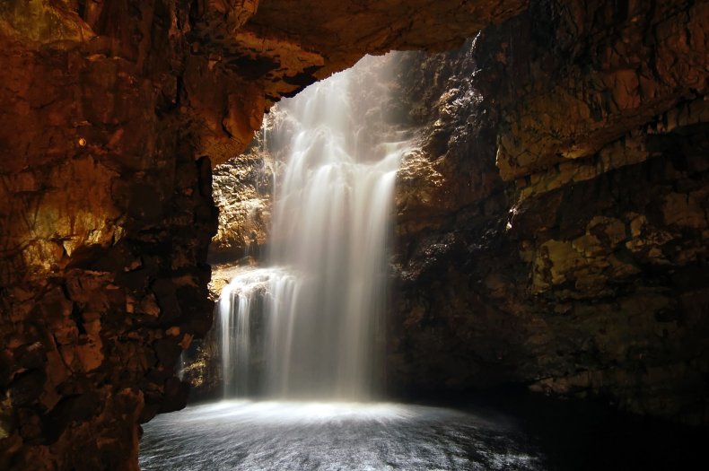 smoo cave