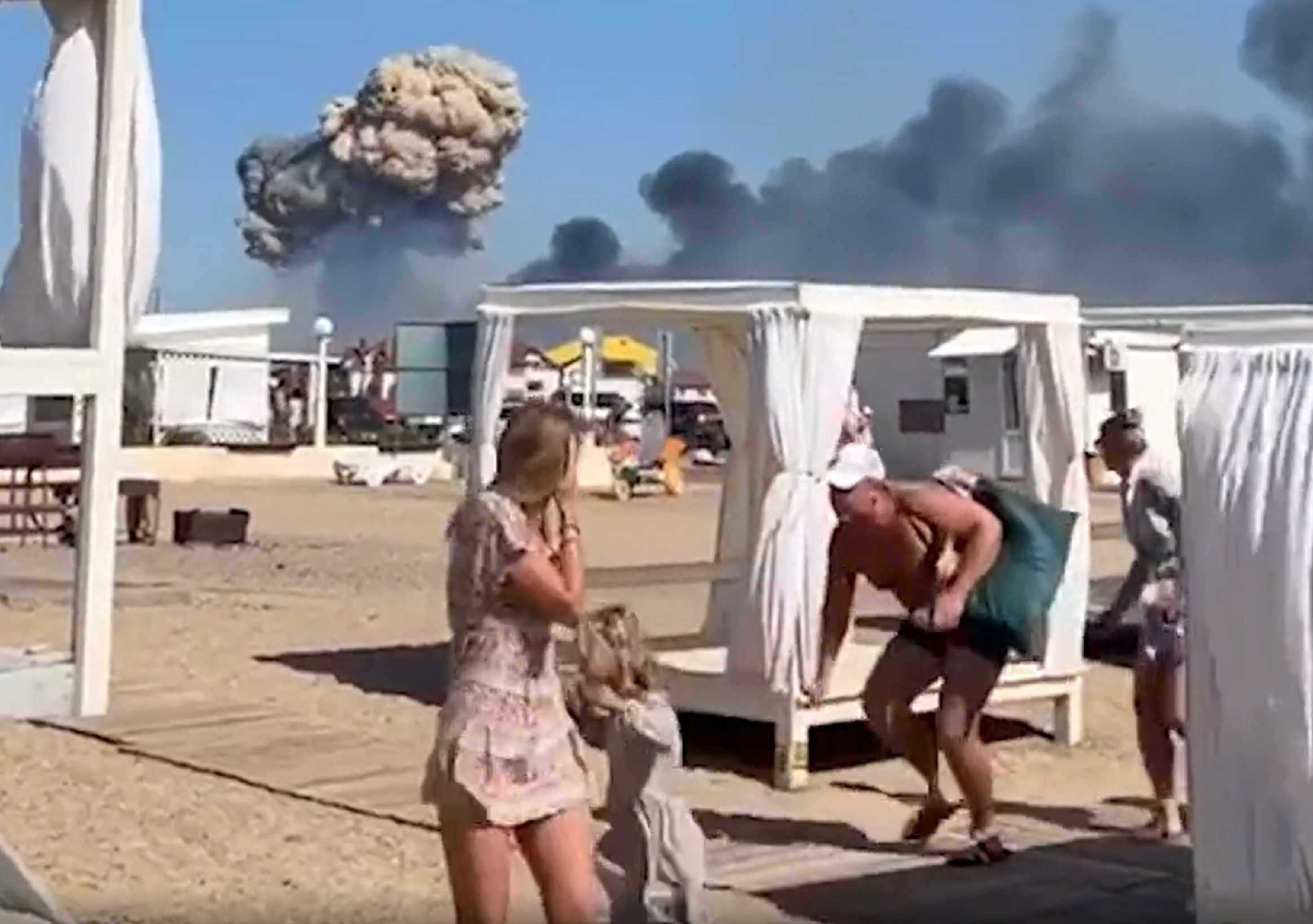 Ukraine Mocks Crying Russian in Crimea With Explosions Video