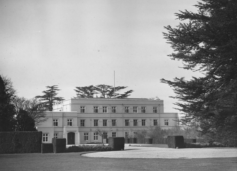 Prince Andrew's Home - Royal Lodge