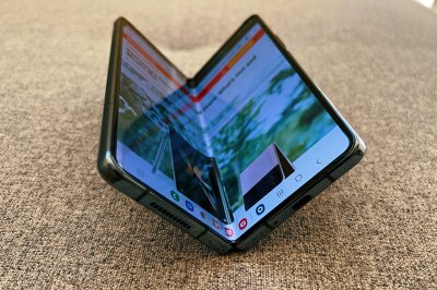 Samsung Galaxy Z Flip4 Samsung Galaxy Z Flip4