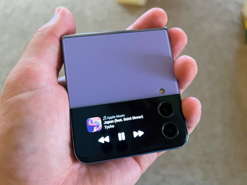 Samsung Galaxy Z Flip4