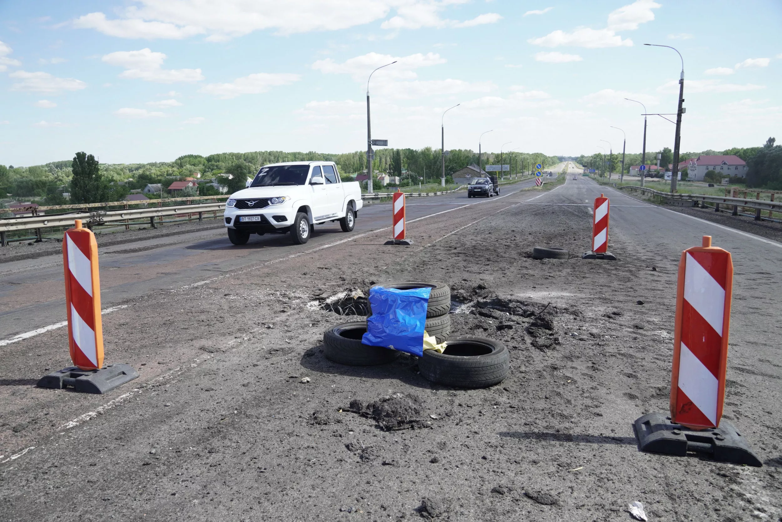 Russia Making Floating Bridge After HIMARS Strikes, Still Vulnerable: U.K. - Vimarsana News