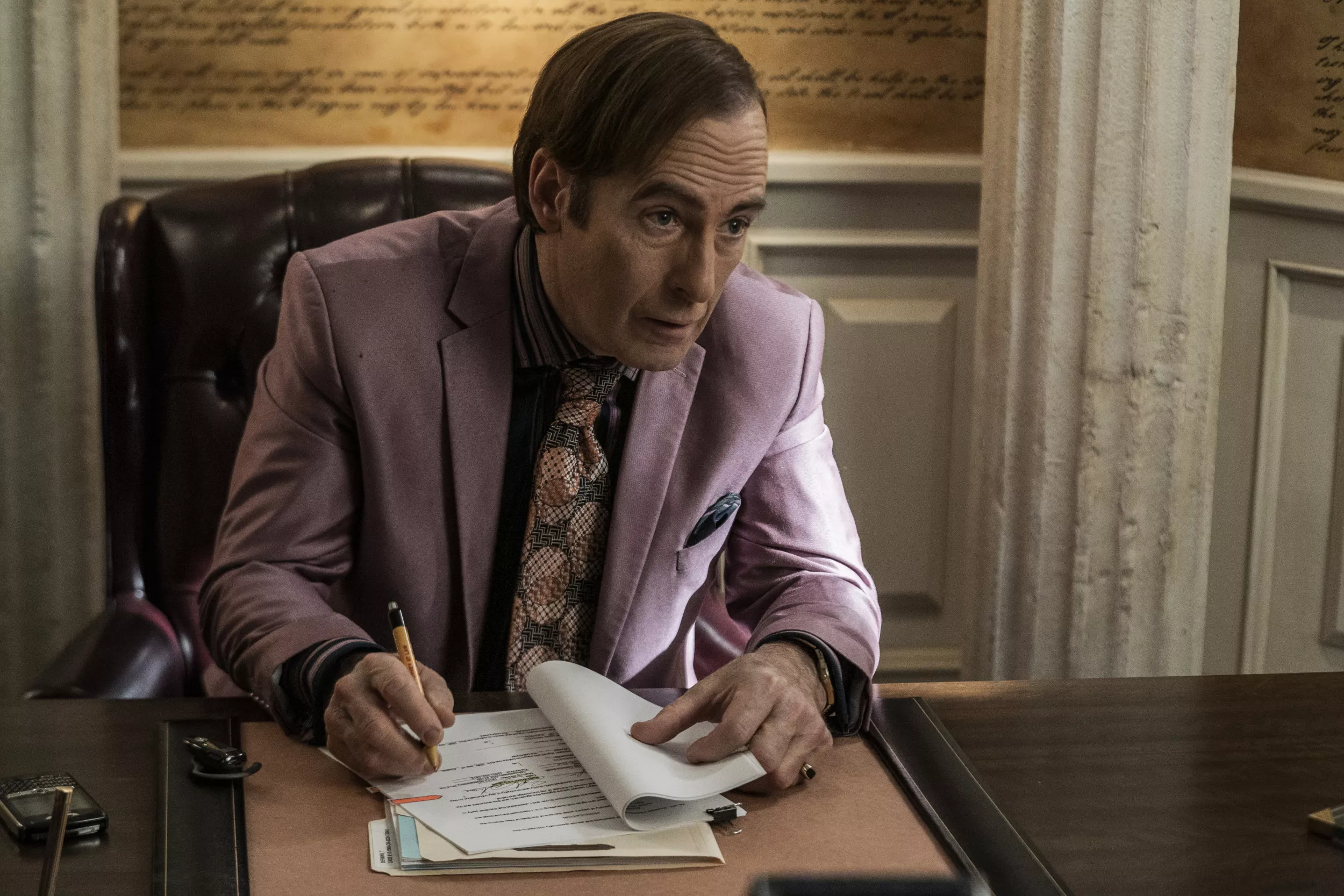 Bob Odenkirk Thanks 'Better Call Saul' Fans for Not Hating Show Amid Finale - Vimarsana News