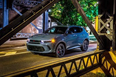 Dodge Revives Hornet Name for Electrified Crossover ‘Muscle Car’