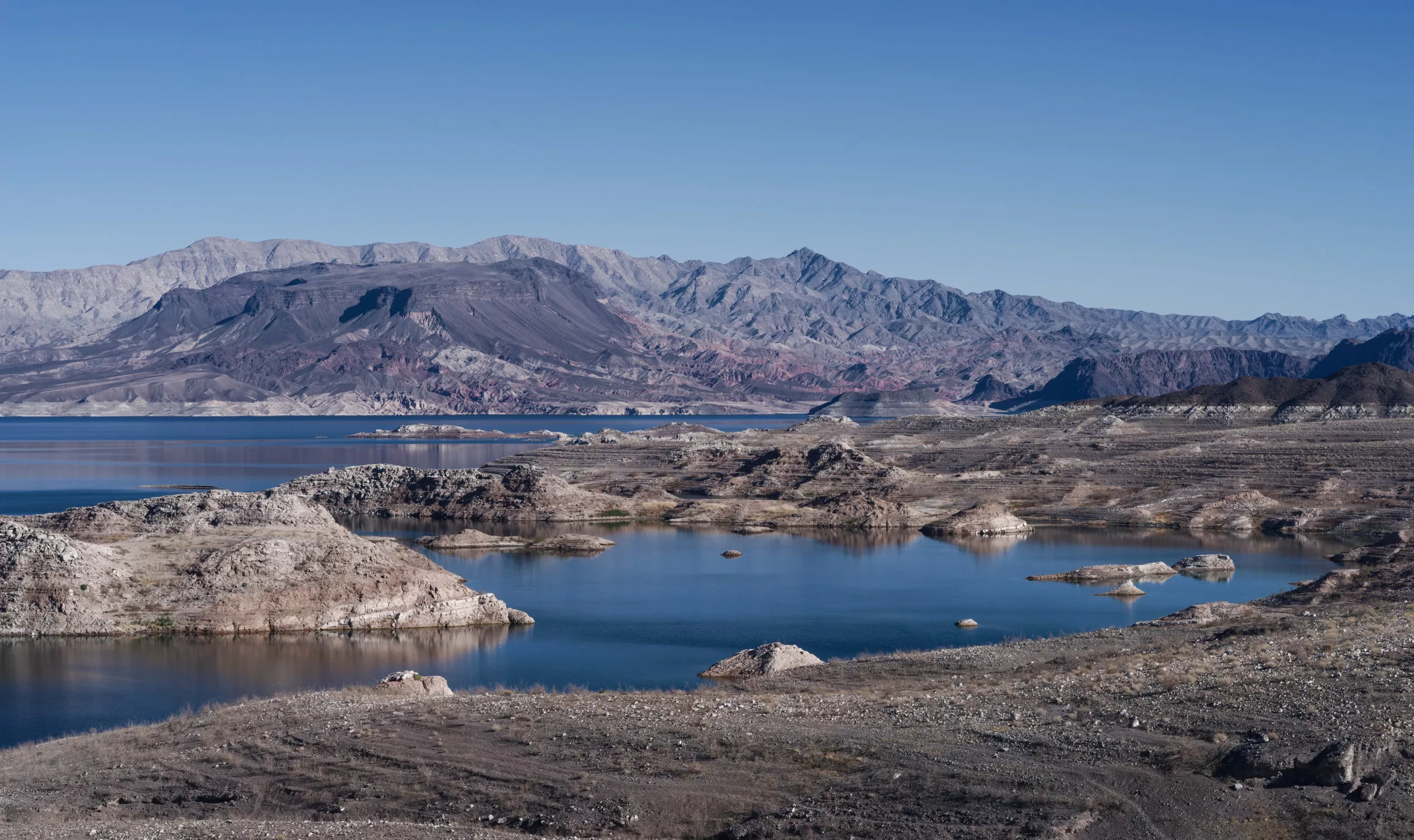 Lake Mead Update: More Human Bones Found as Water Level Rises - Vimarsana News