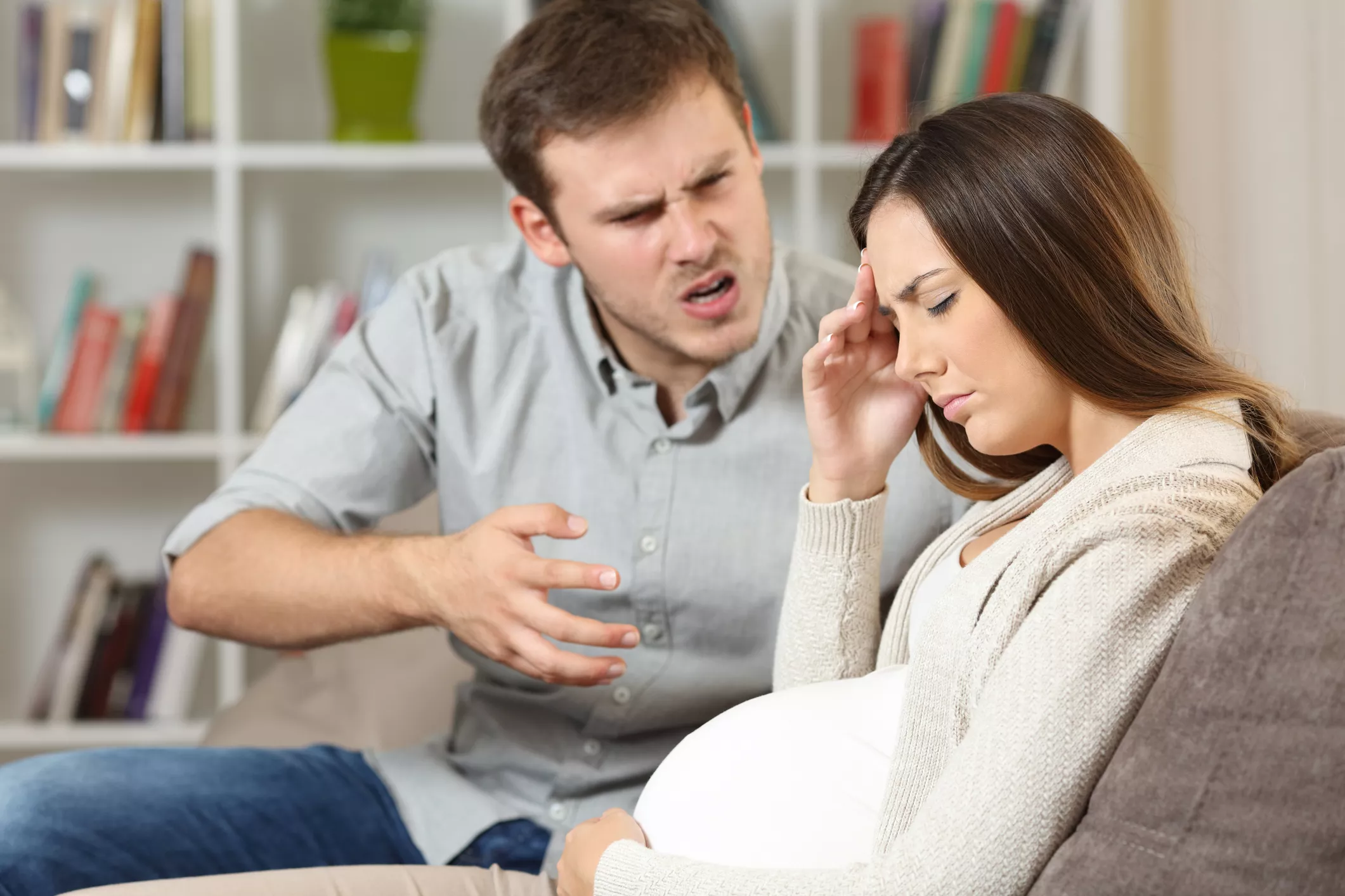 Pregnant Woman Slammed for Ignoring Partner's Severe Food Aversions - Vimarsana News