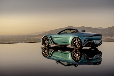 Aston Martin V12 Vantage Roadster Aston Martin V12 Vantage Roadster