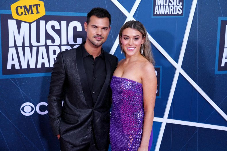 Taylor Lautner Taylor Dome CMT Music Awards