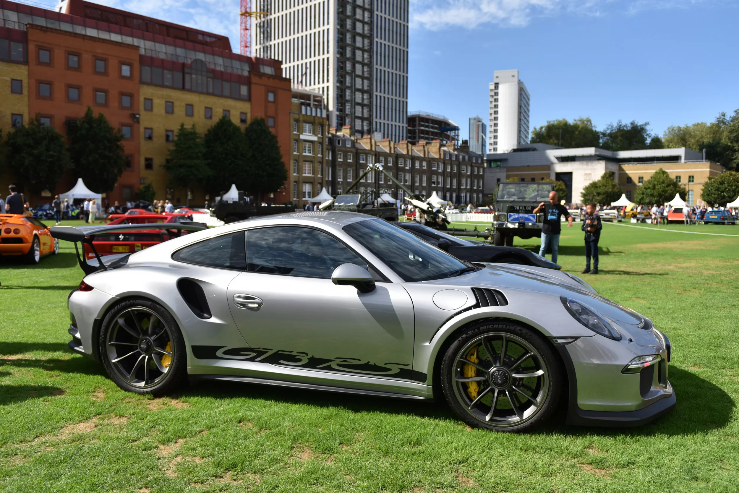 Porsche 911 GT3 RS Unveiled! Everything You Must Know About the Luxury Car - Vimarsana News