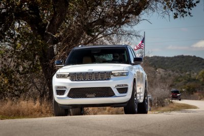 2022 Jeep Grand Cherokee 4xe Review: Electric Efficiency, Jeep Credibility