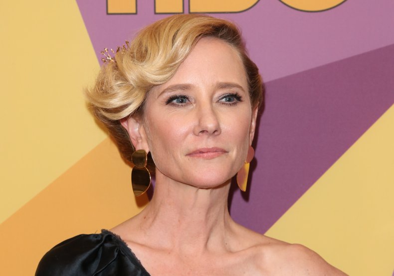 Anne Heche attends a 2018 awards party