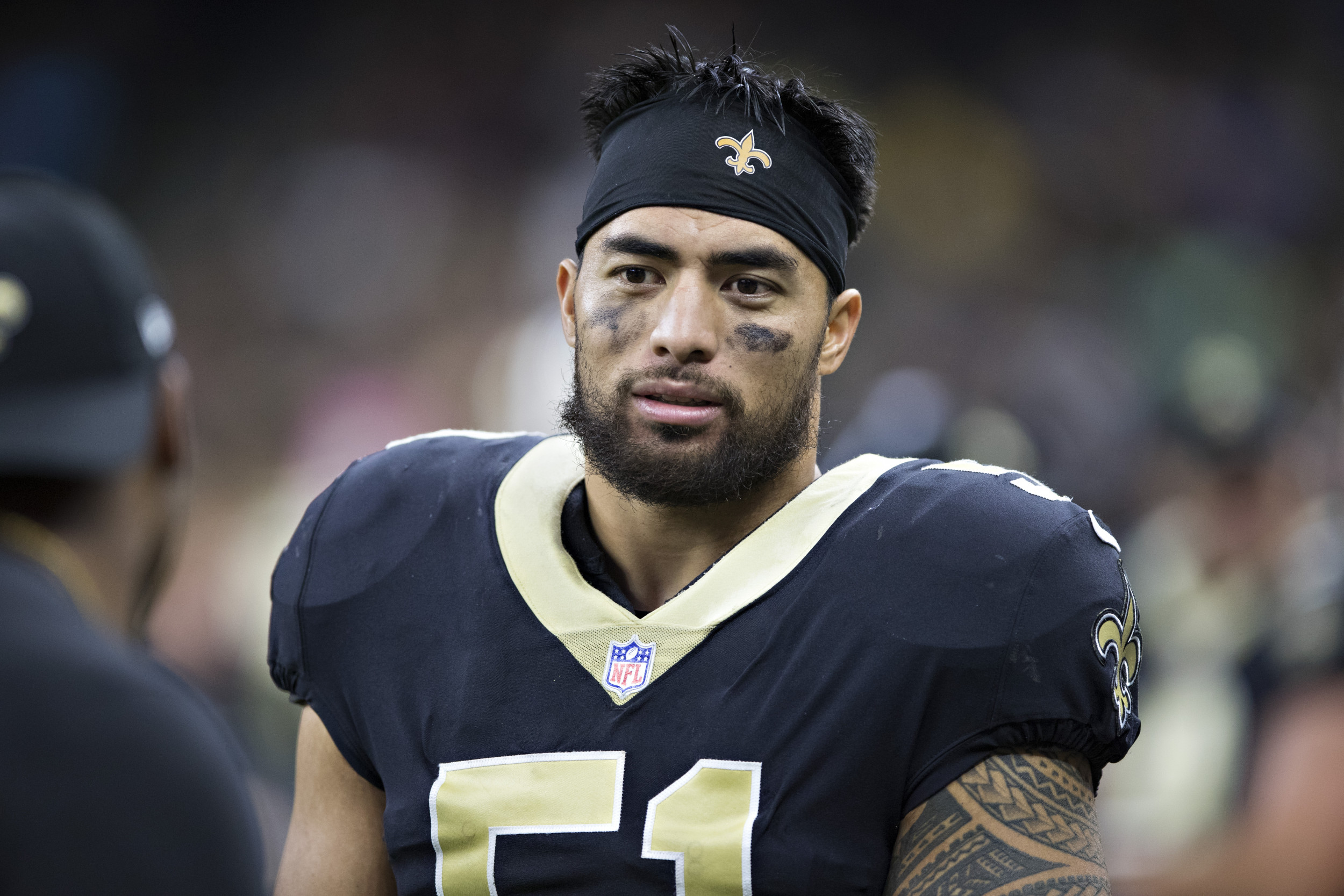 Catfish of an NFL star: Manti Te'o and the fake girlfriend hoax now on  Netflix - NZ Herald