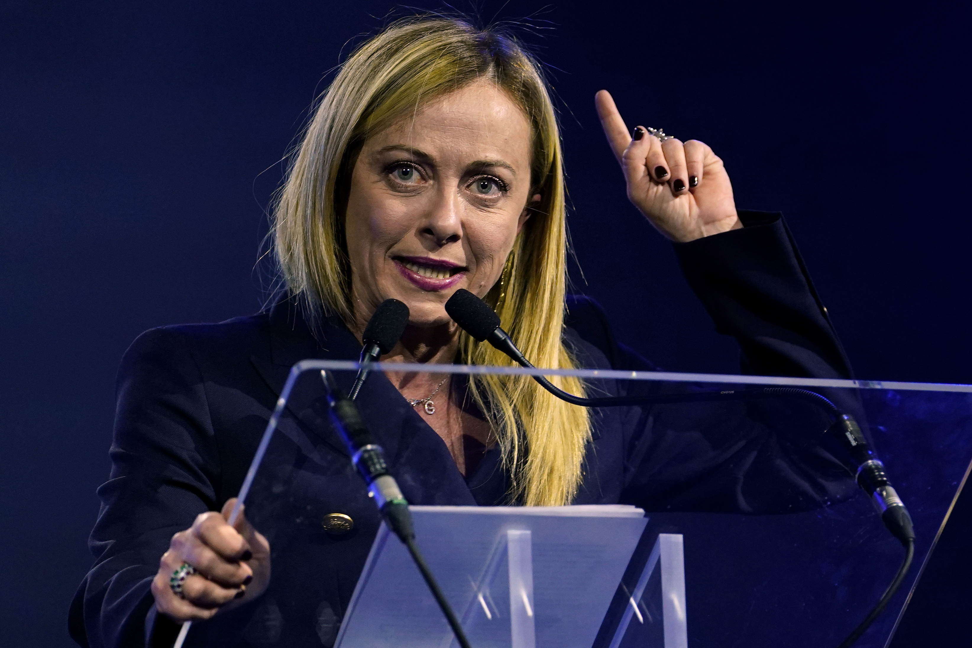 Italian Right-Wing Party Emerges With Strong Chance to Top September Poll