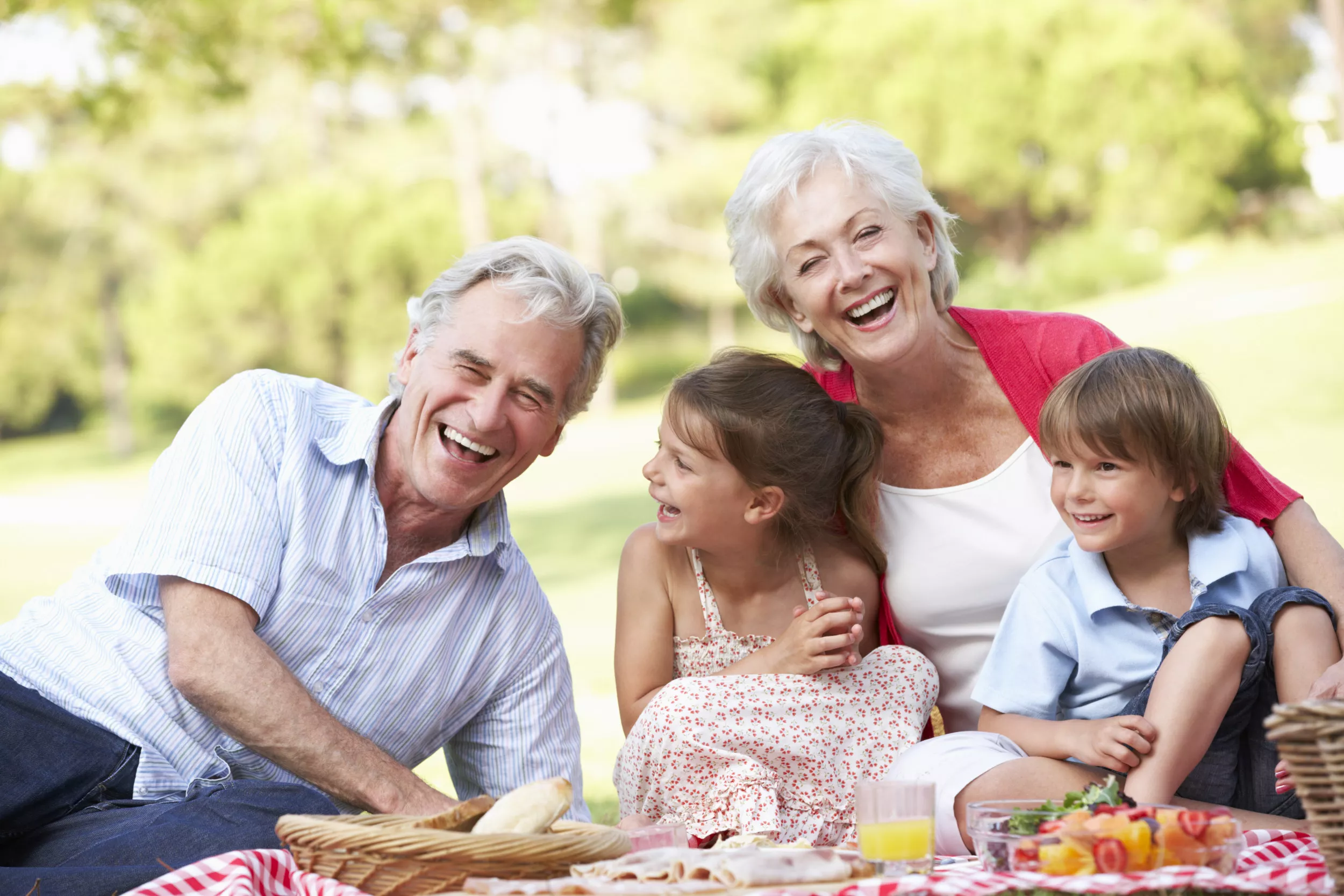 Fury As Grandparents Exclude Stepchild From Family Photo: 'No Connection' - Vimarsana News