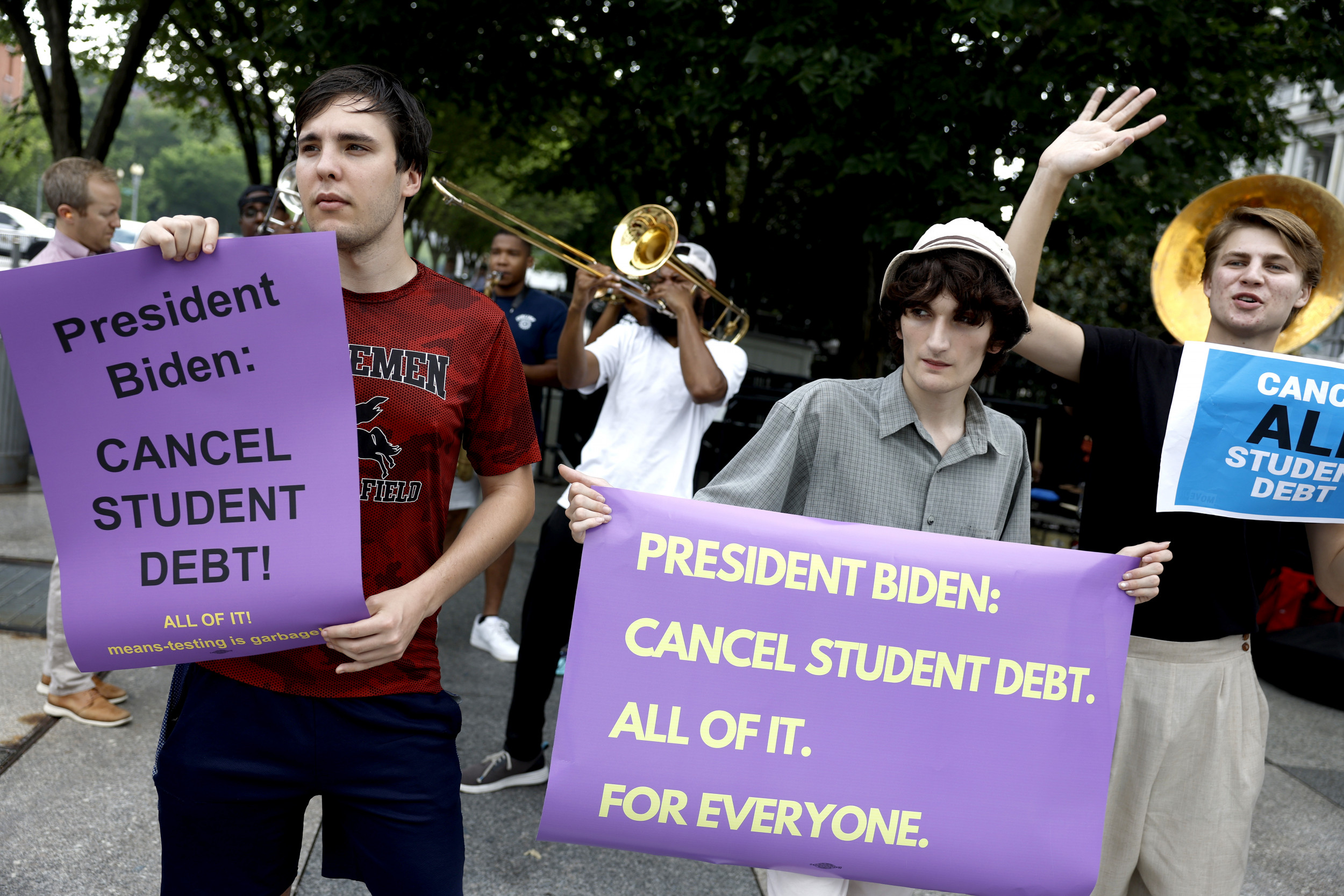 Nelnet Users Complain of Website Issues Amid Biden Student Debt Update