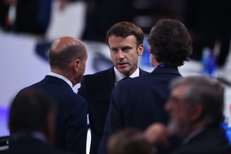 Emmanuel Macron and Olaf Scholz