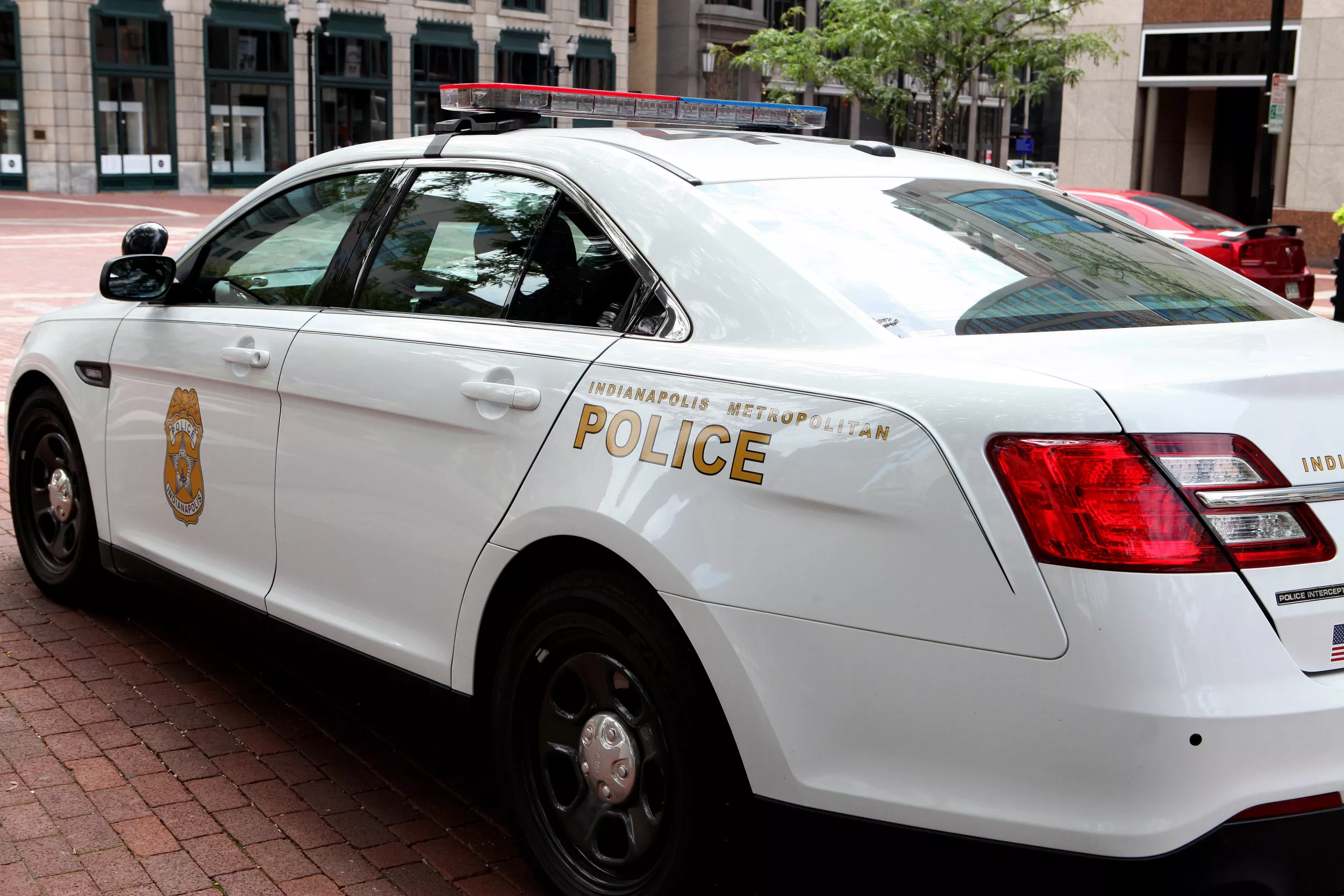 Three Dutch Soldiers Shot Outside Indiana Hotel, One in Critical Condition - Vimarsana News