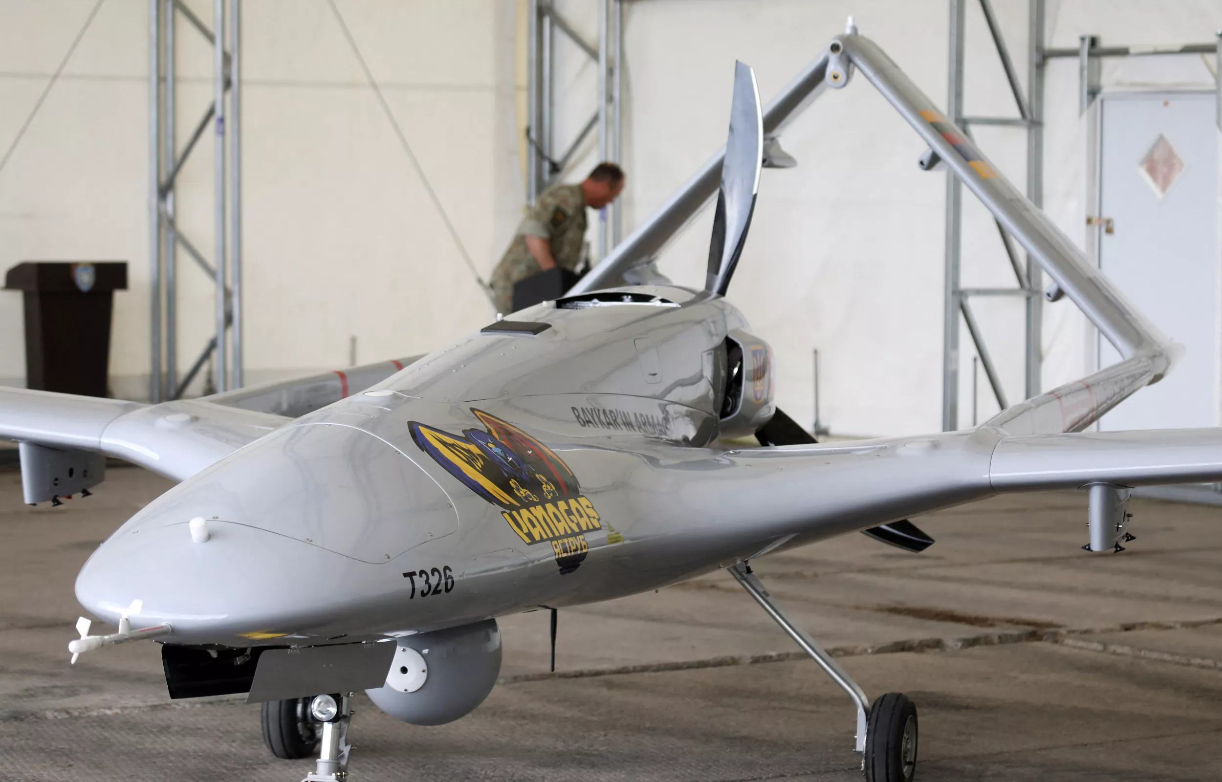 Ukraine's 'Bayraktar' Compared to Russia's New Iran-Supplied Drones - Vimarsana News