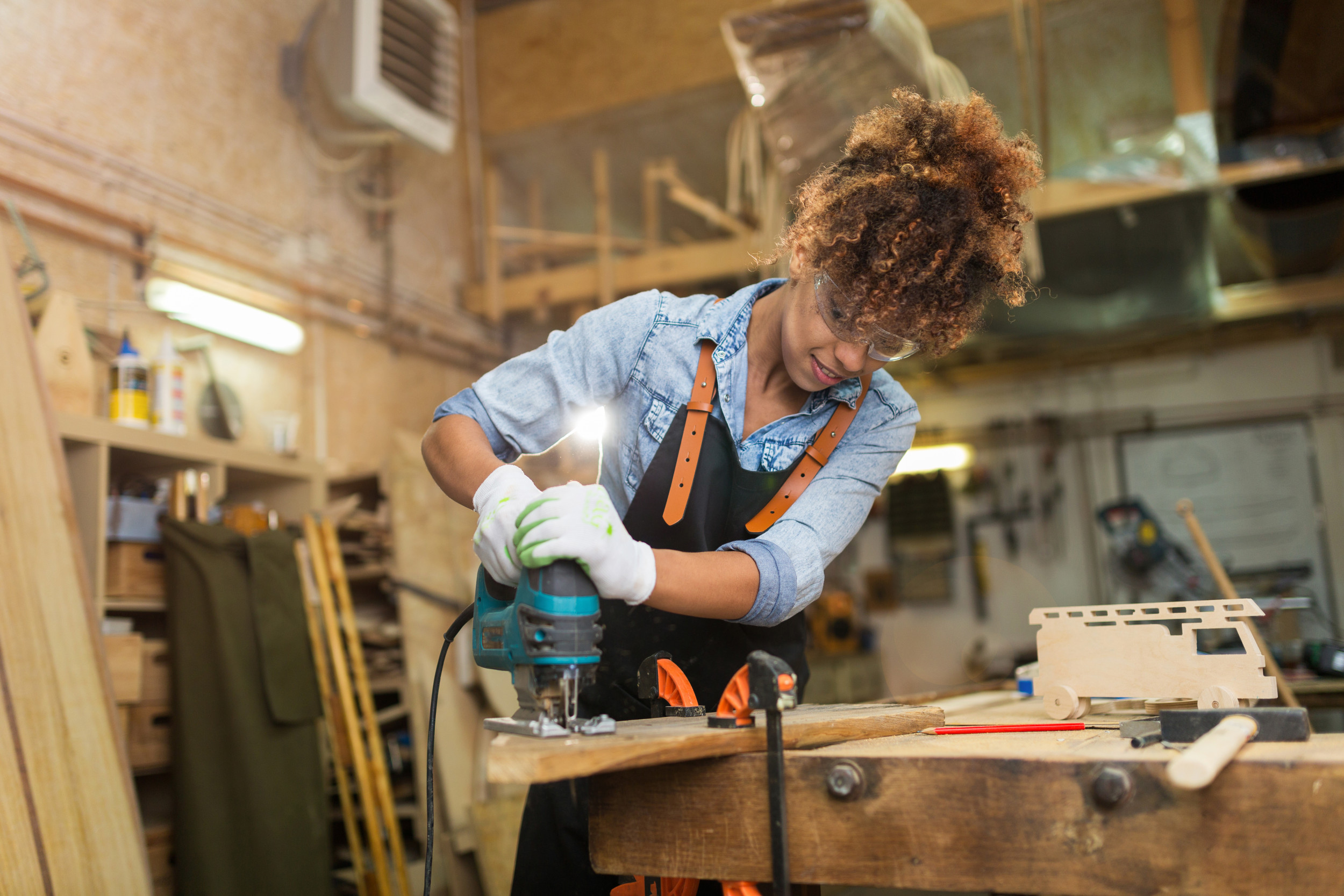 woodworker-backed-for-shutting-down-customer-s-sexism-do-it-yourself