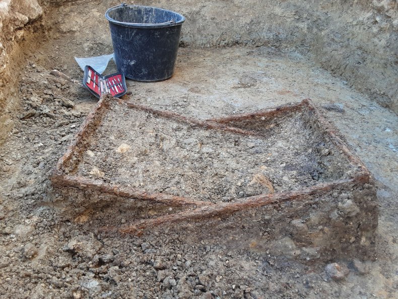 Folding chair found in old grave