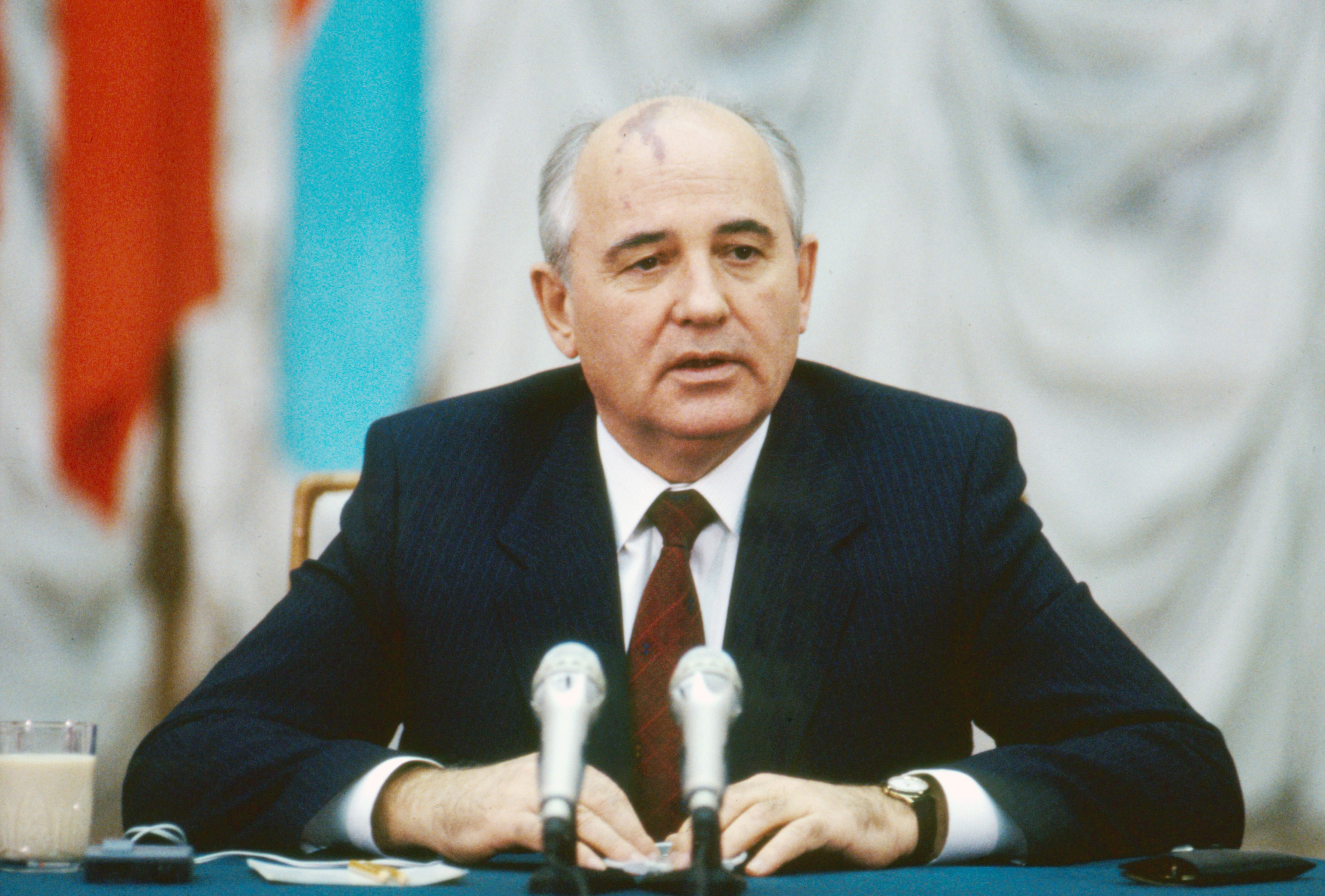 Горбачев даты жизни
