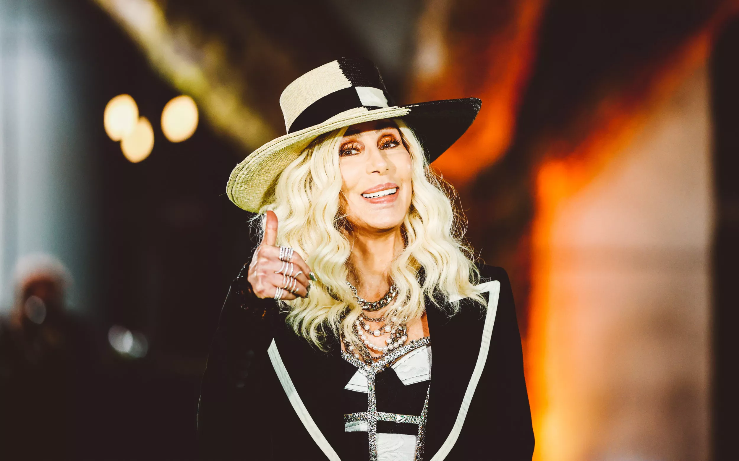 Cher Reacts to Fan Calling Dua Lipa 'the Cher of Our Generation' - Vimarsana News