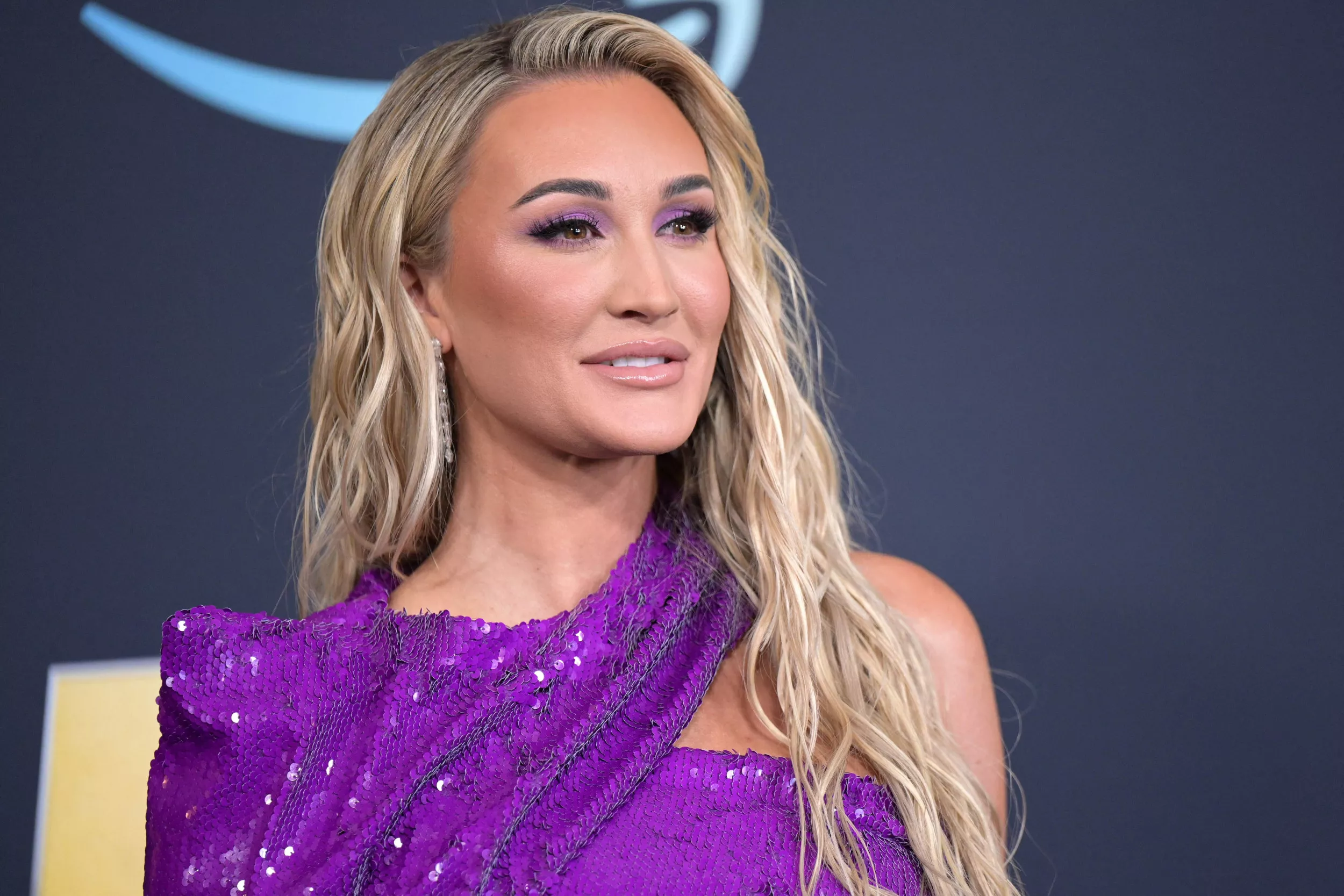 Brittany Aldean's 'Tomboy' Comments Challenged by Sex-and-Gender Experts - Vimarsana News
