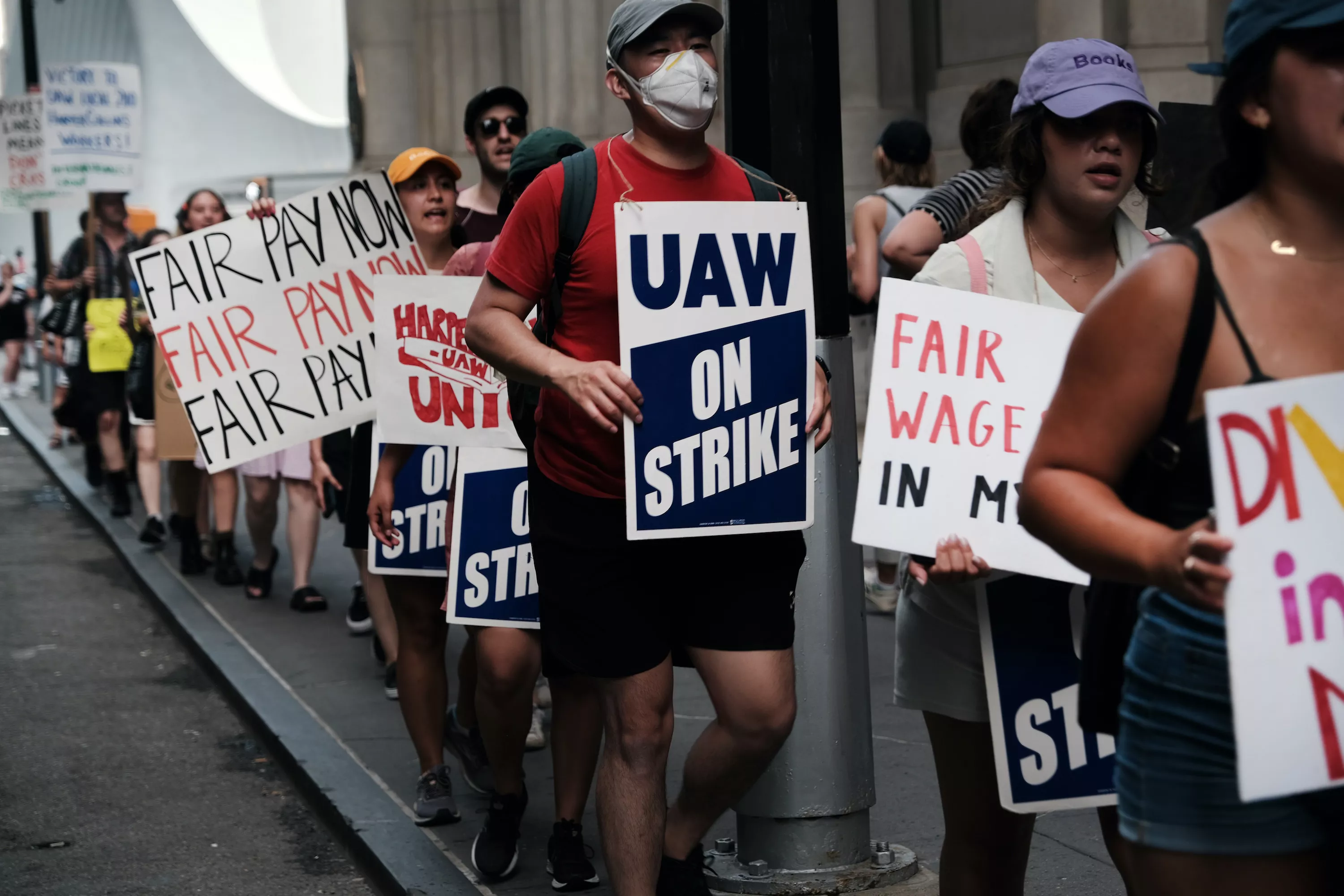 Big Labor Traps Workers in Unions They Oppose - Vimarsana News