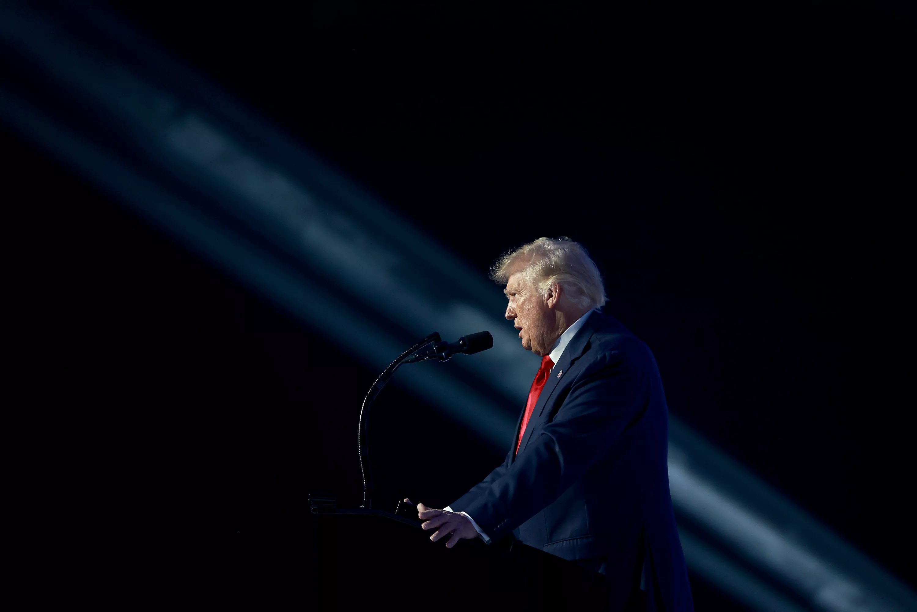 Trump Arrives for Pennsylvania Rally Under Pressure - Vimarsana News