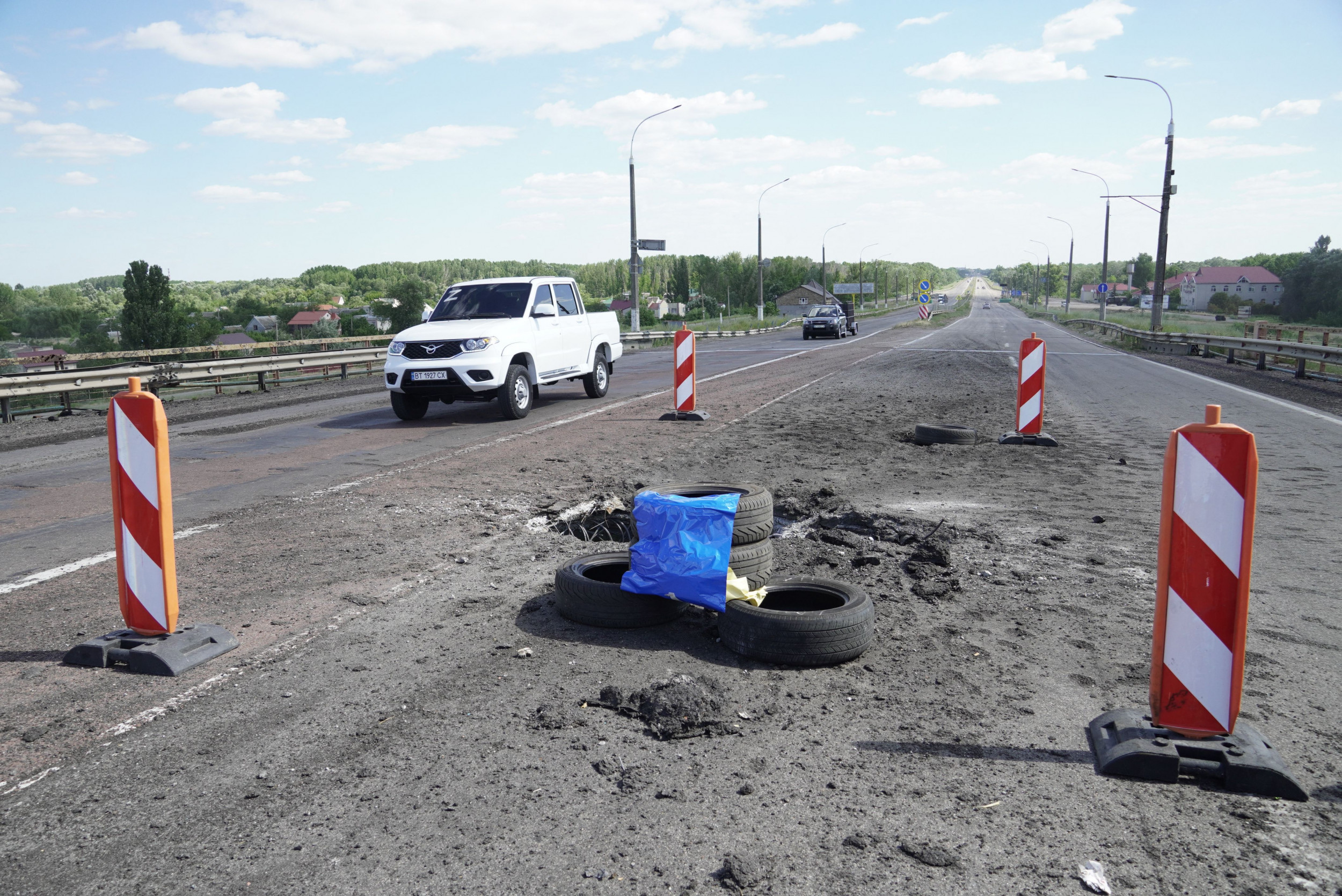 Russia Gives Up on Rebuilding Bridges Destroyed by Ukraine: 'No Point'