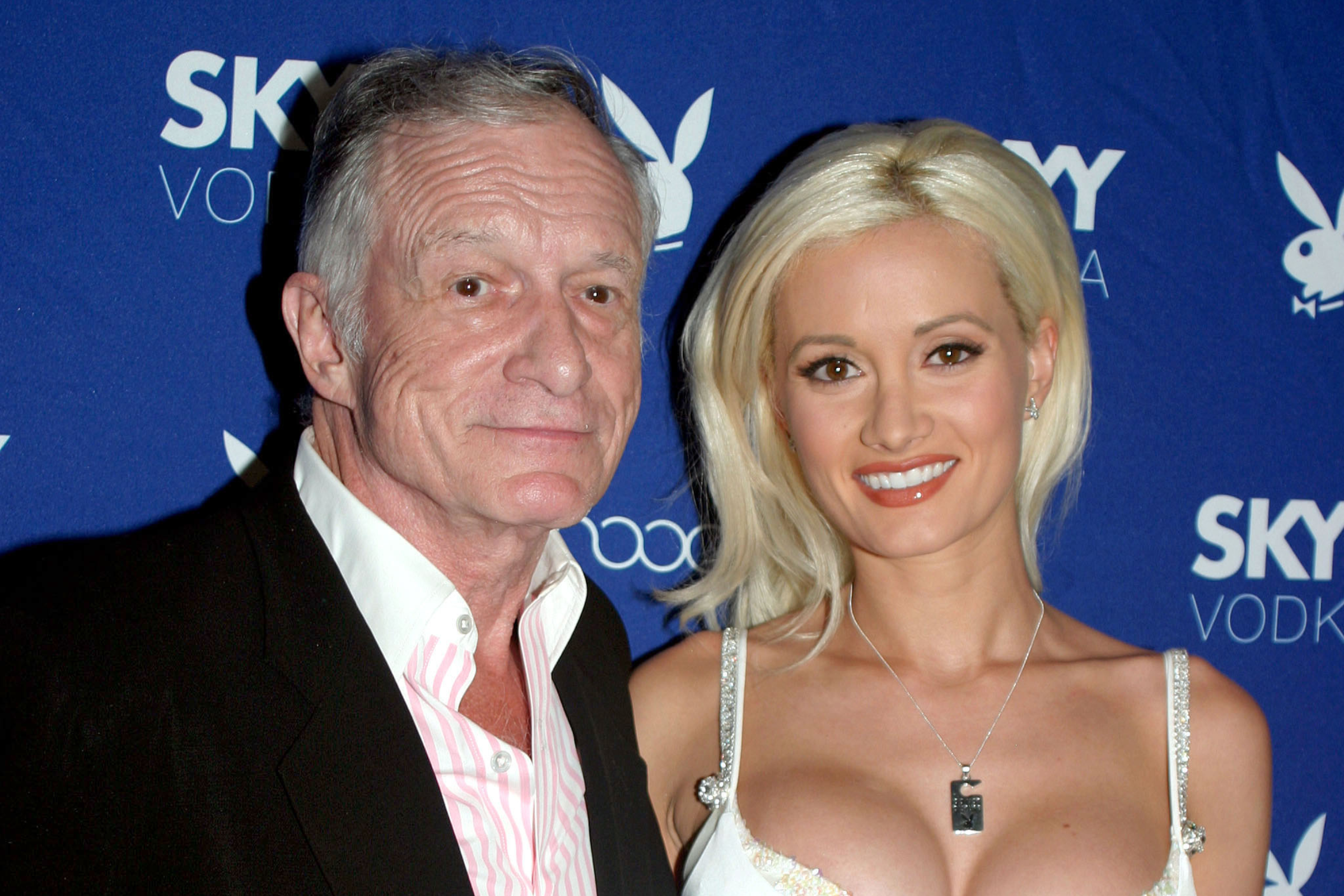 Holly Madison Hef Took Nude Photos of Women When They