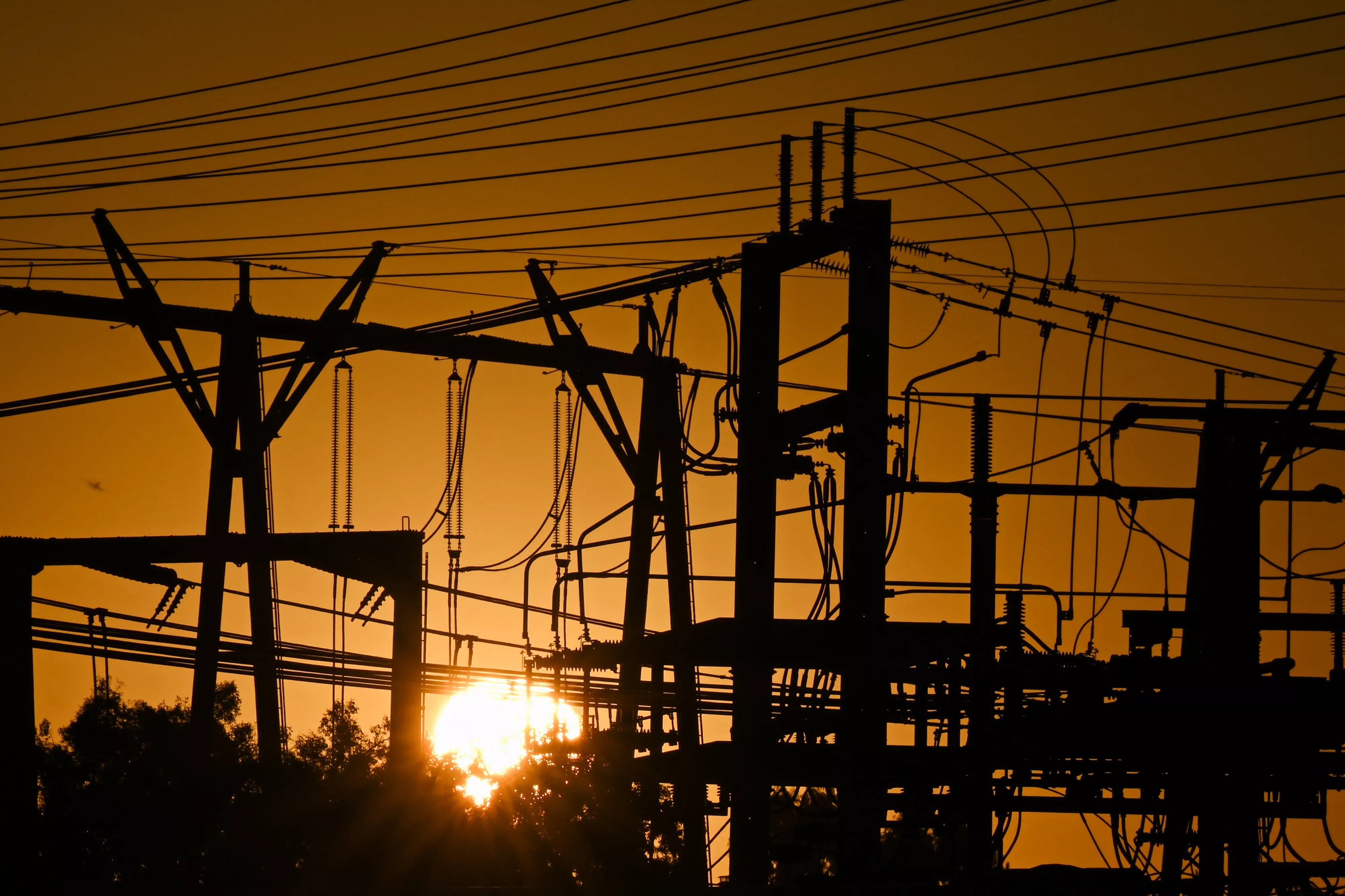 California Blackouts Reported Despite Newsom Saying Outages Were Avoided - Vimarsana News