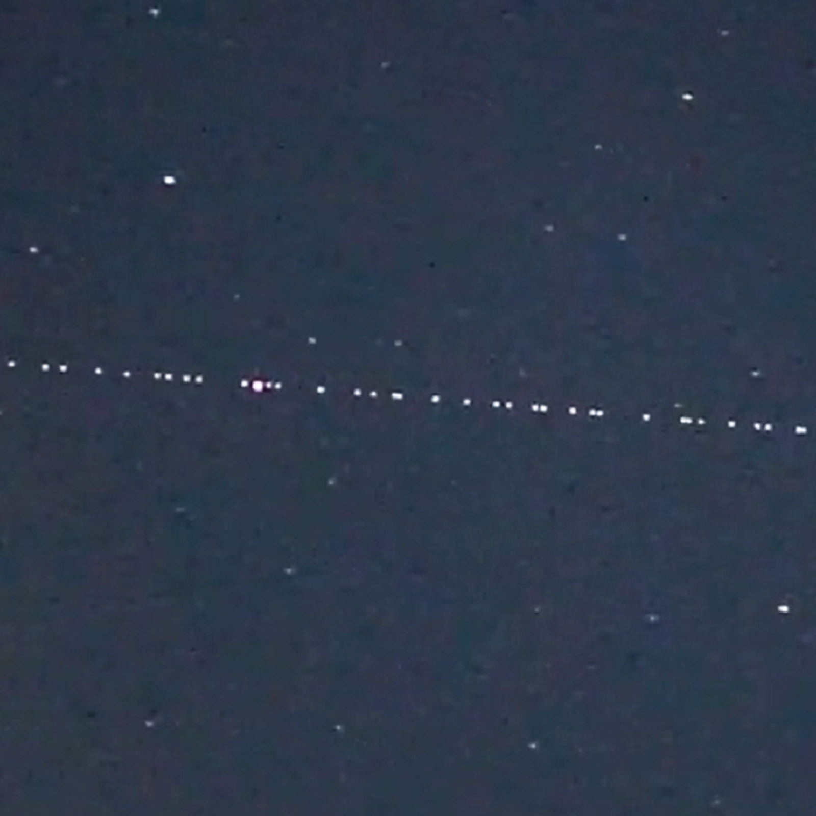 Bizarre Trail of Satellites Traveling in Straight Line Seen Over Japan