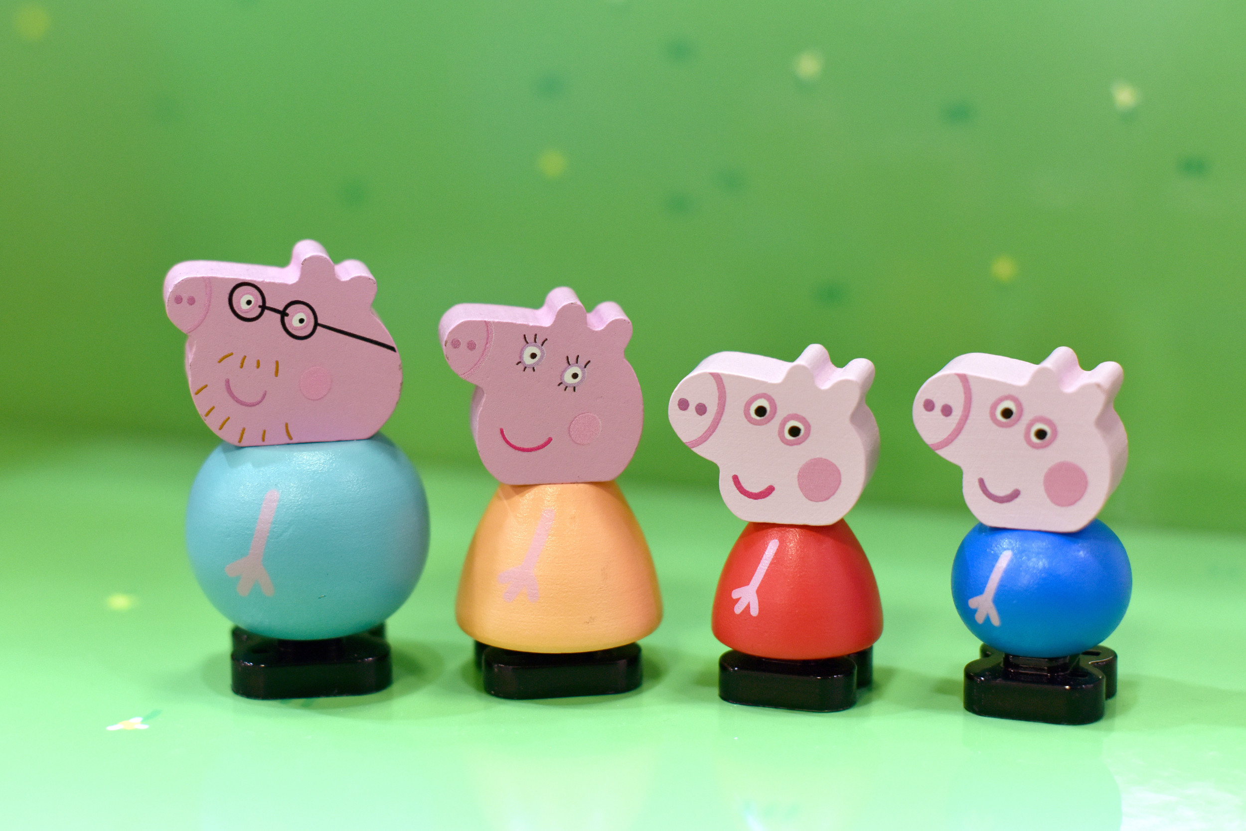 Peppa Pig: First same-sex couple for children's show