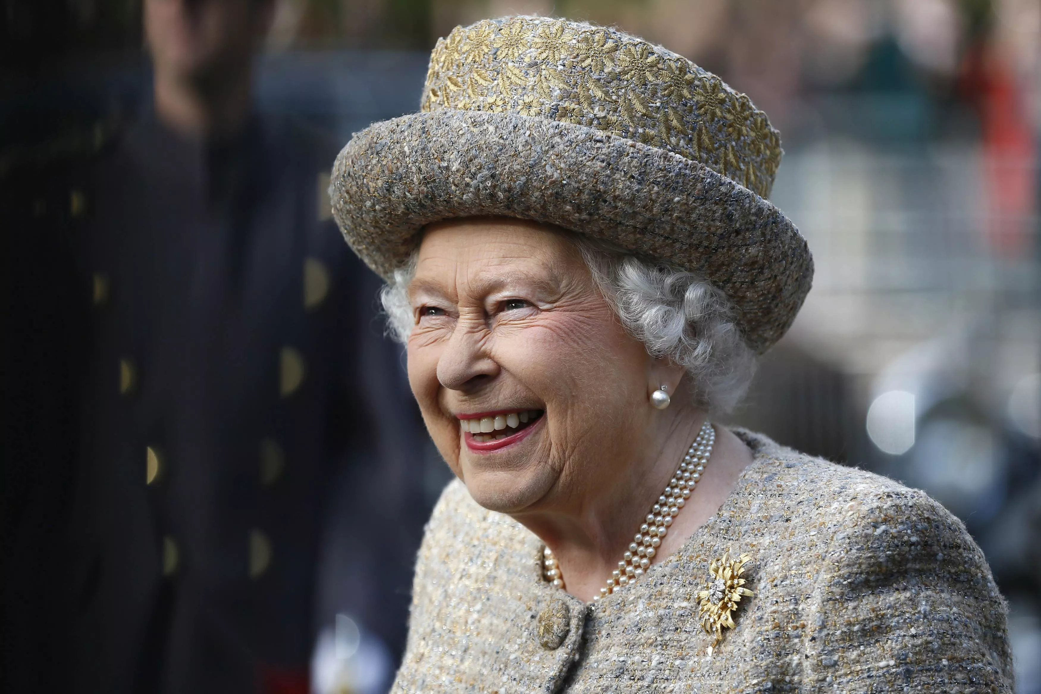Queen Elizabeth's Death Prompts Wave of Inappropriate Social Media Posts - Vimarsana News