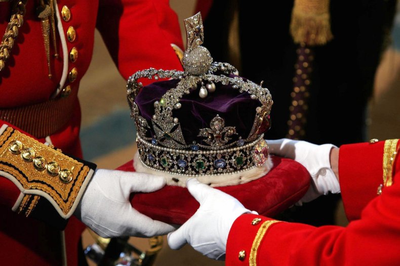 queen elizabeth CROWN JEWELS