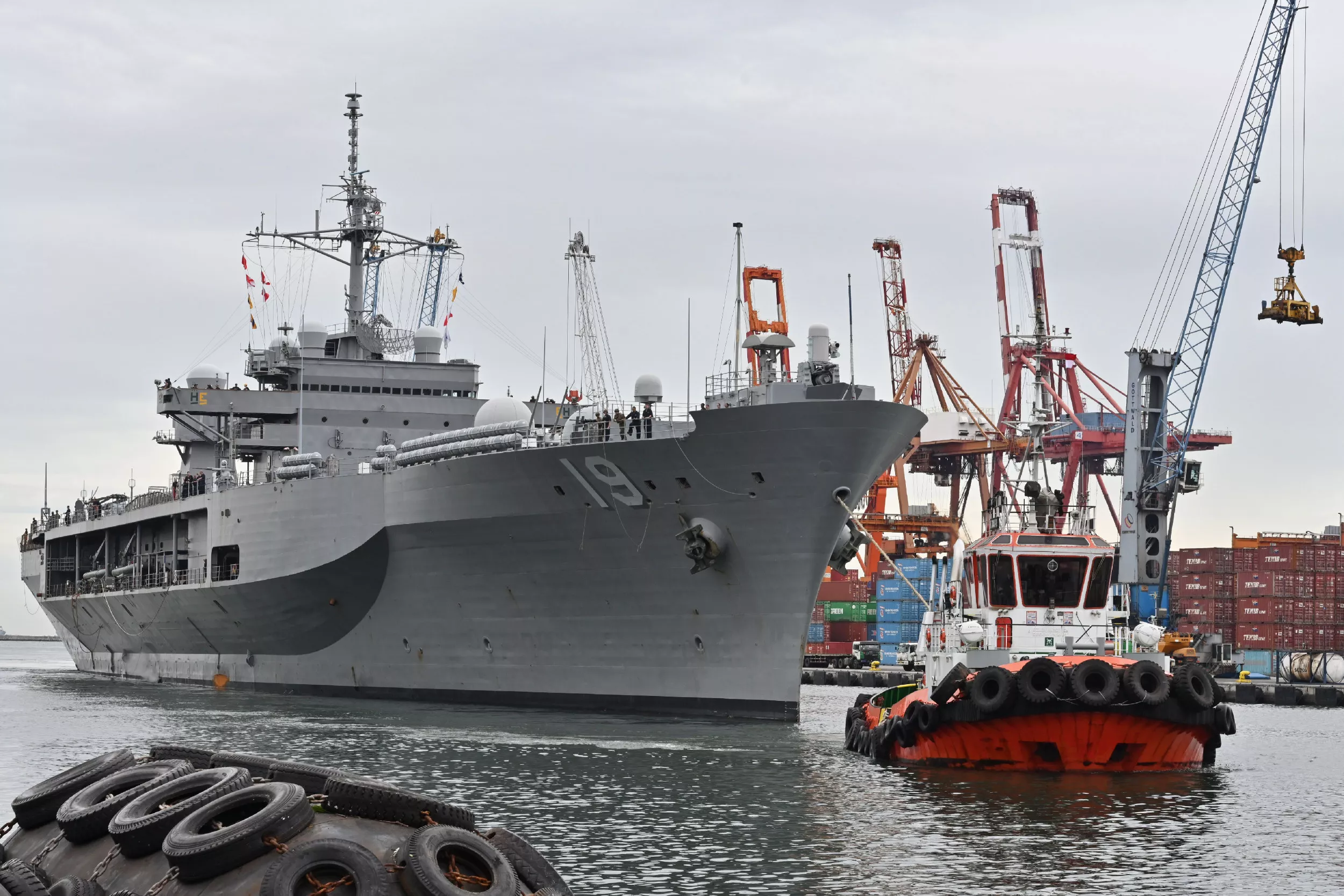 With 'Fat Leonard' on the Run, Should Navy Brass Be Nervous? - Vimarsana News