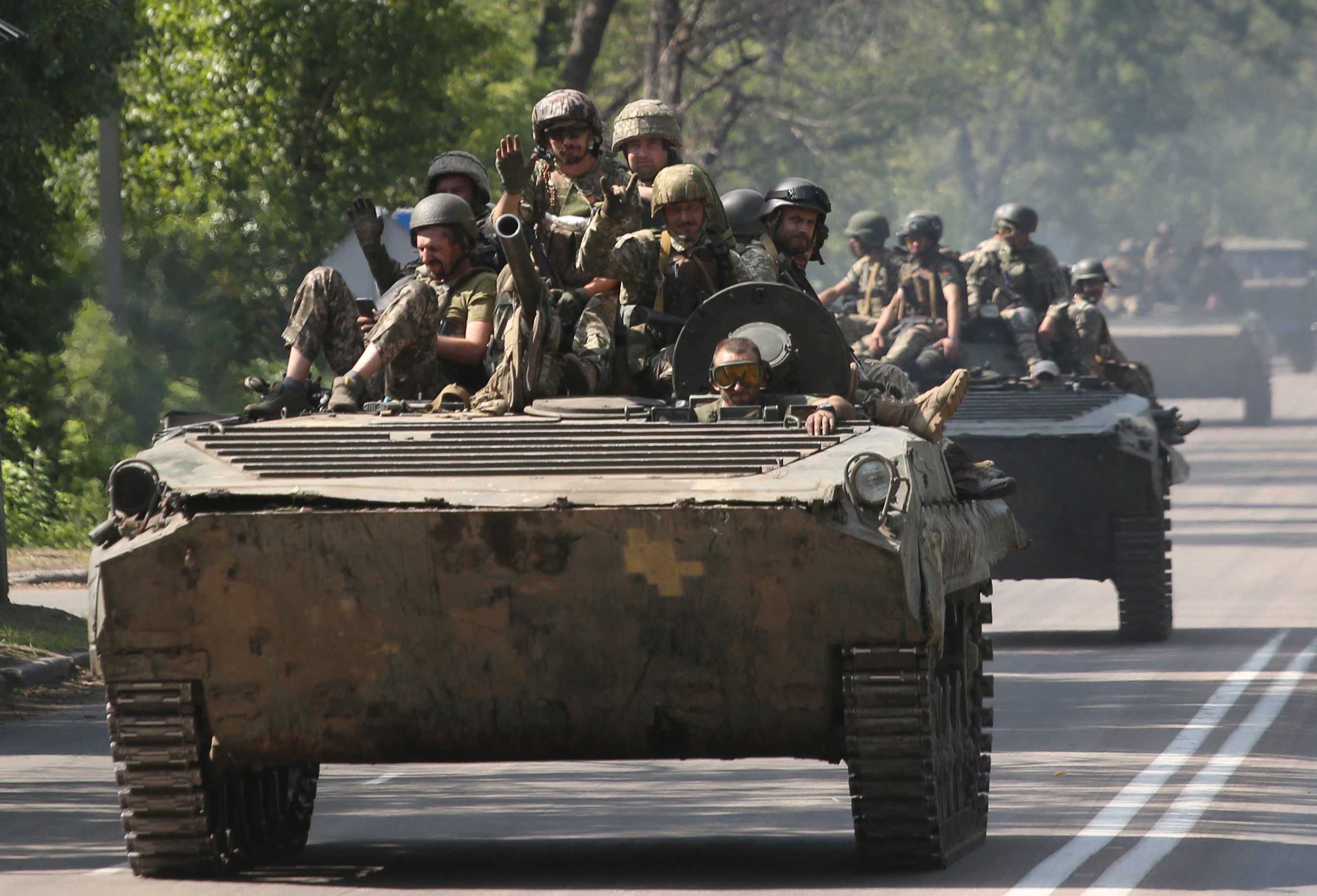 Emotional Video Shows Ukrainians Thanking Their Troops Who Retook Town