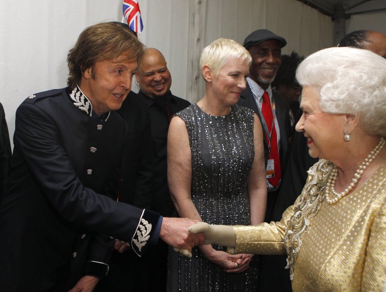 Paul McCartney and Queen Elizabeth 
