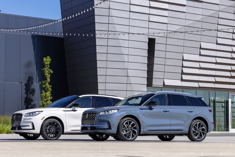 2023 Lincoln Corsair Reserve and Grand Touring