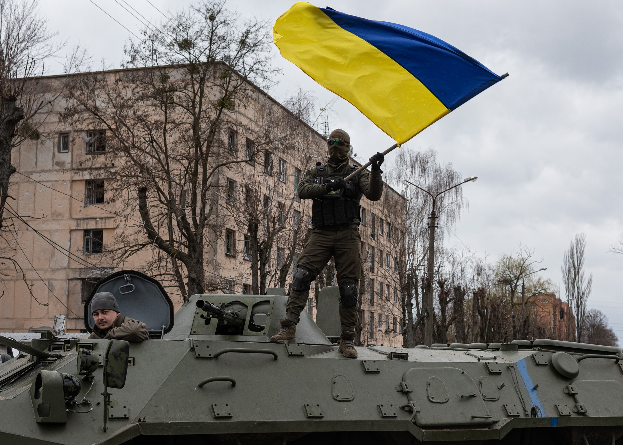 'Joy of Liberation'—Ukraine Soldiers Hugged by Locals After Russia Retreats