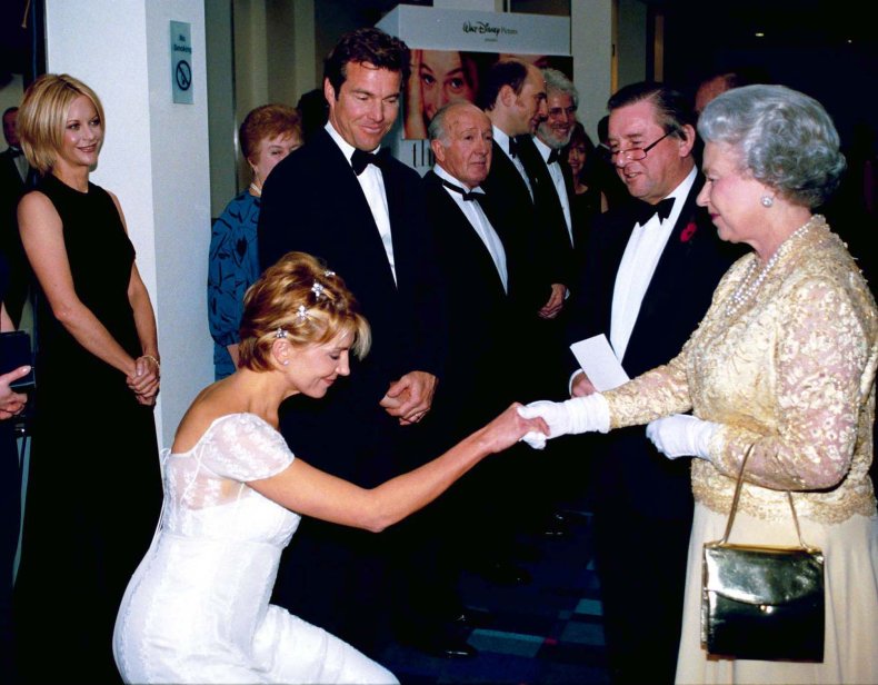 Richardson incontra i Queen alla premiere di Parent Trap