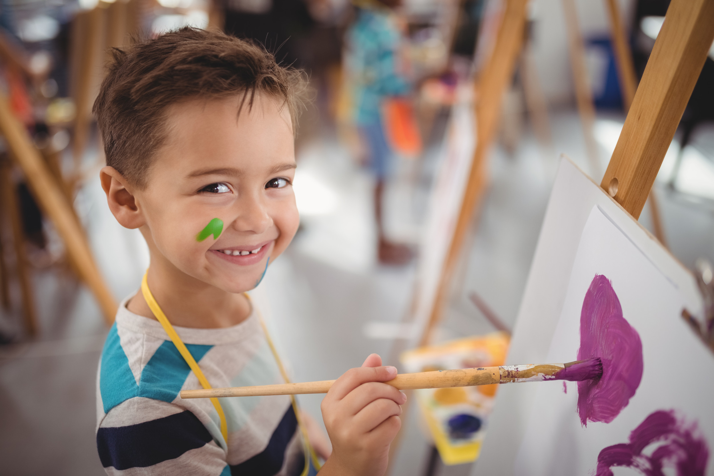 Parent Not Allowing 4-Year-Old to Paint at School Due to 'Mess' Slammed